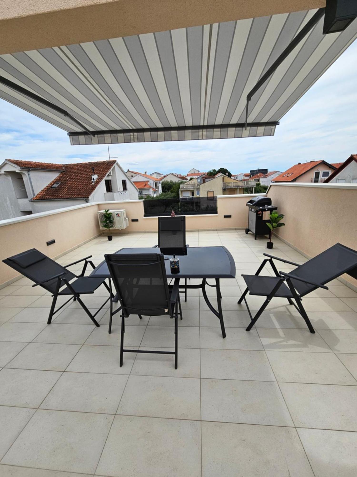 זאדאר Apartment Rooftop מראה חיצוני תמונה